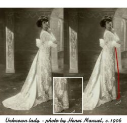 Kvinde fra 1906 i hvid kjole. En rød streg viser at fronten fra taljen og ned er retoucheret smallere.